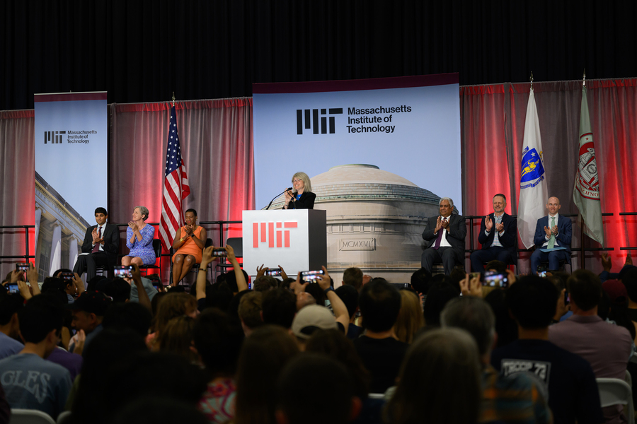 At convocation, President Kornbluth greets the Class of 2029